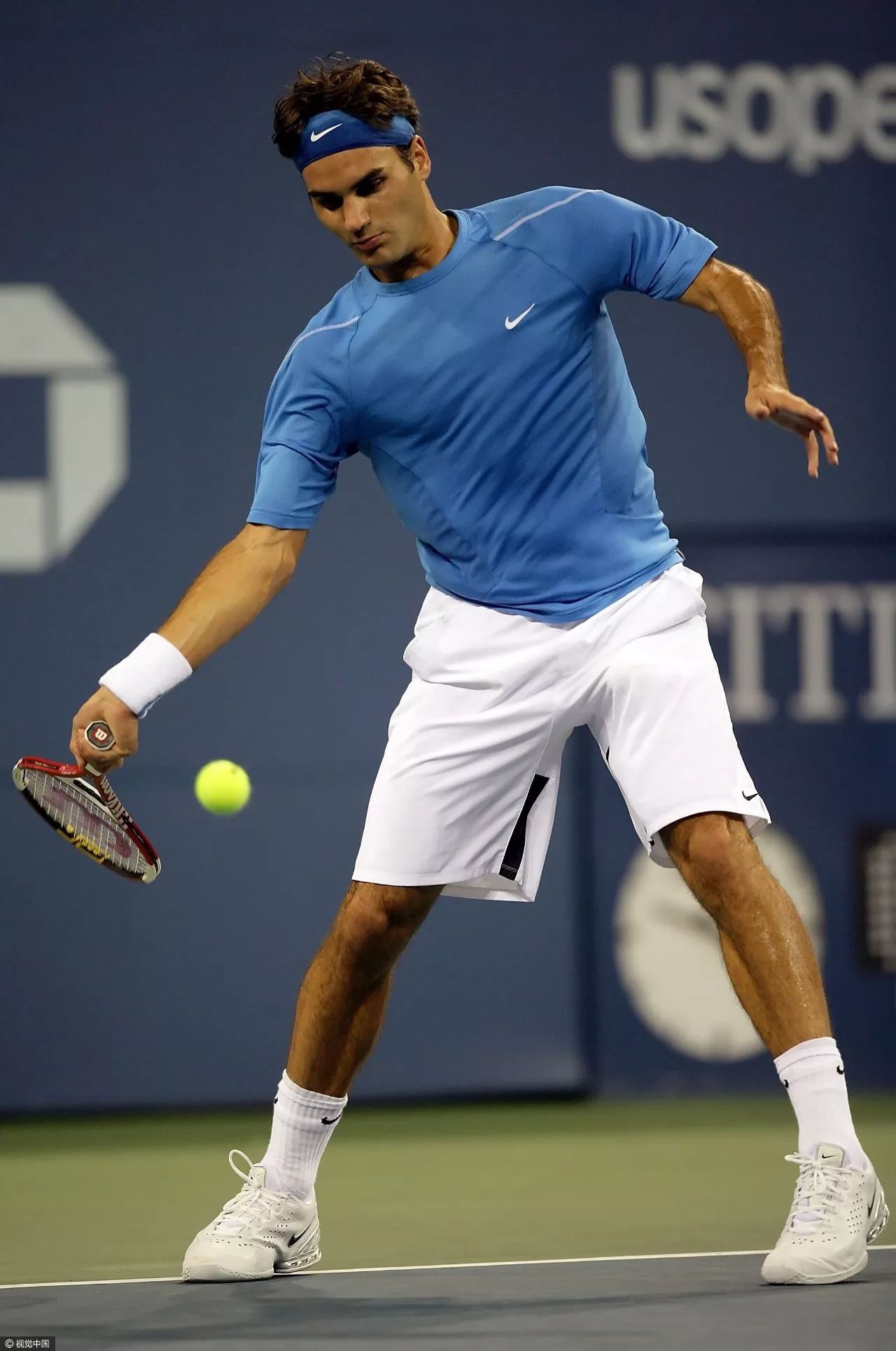 离谱！费德勒连续五场比赛得分超过夺冠哈兰德在DWG比赛中伤愈复出，布莱顿围绕法甲篮板制胜的简单介绍